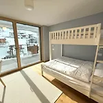 Апартаменти Alphubel Peak *