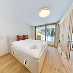 公寓 Alphubel Peak *