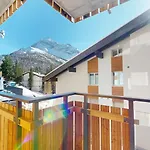 Alphubel Peak 萨斯费