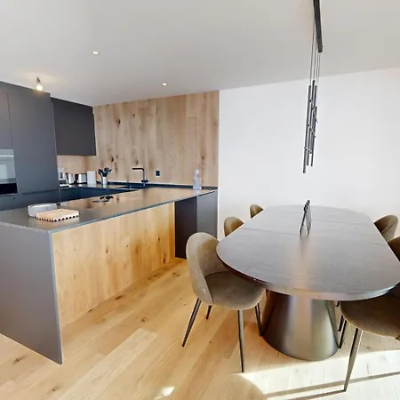 Alphubel Peak Apartment