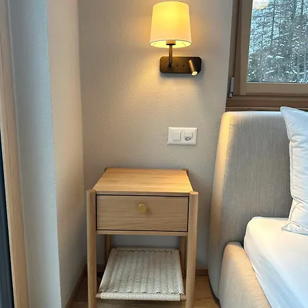Alphubel Peak Apartment