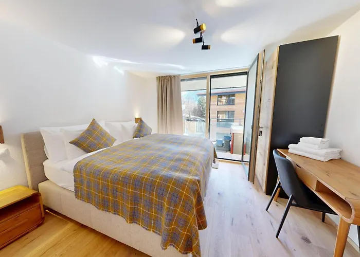 Alphubel Peak Apartment